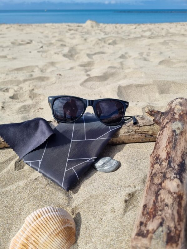 Lunette Carry the Coast
